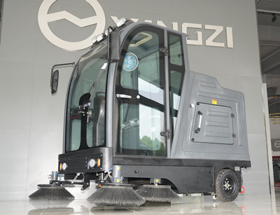 駕駛式掃地機 駕駛式掃地機